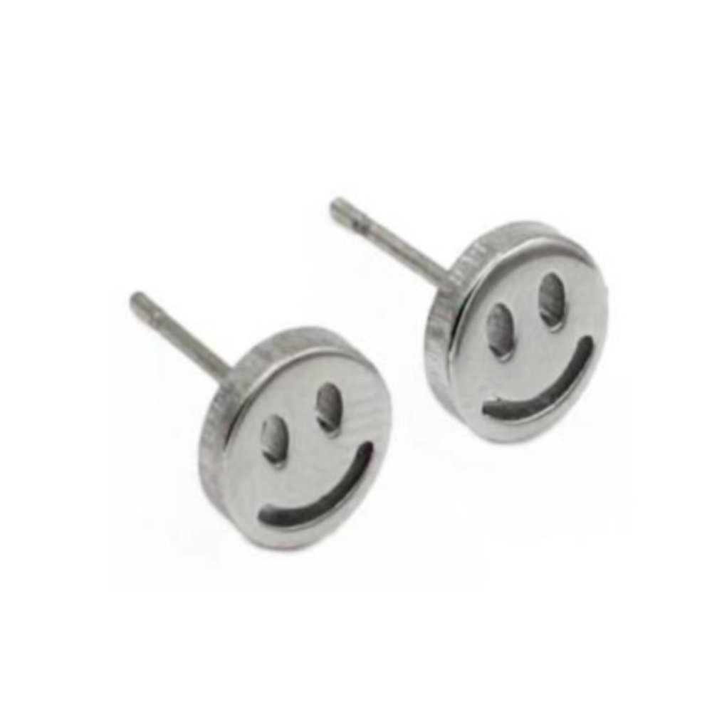 High-Quality Stainless Steel Silver Smiling Face Smiley Earrings